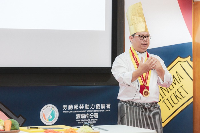 職業訓練師-林奕成老師