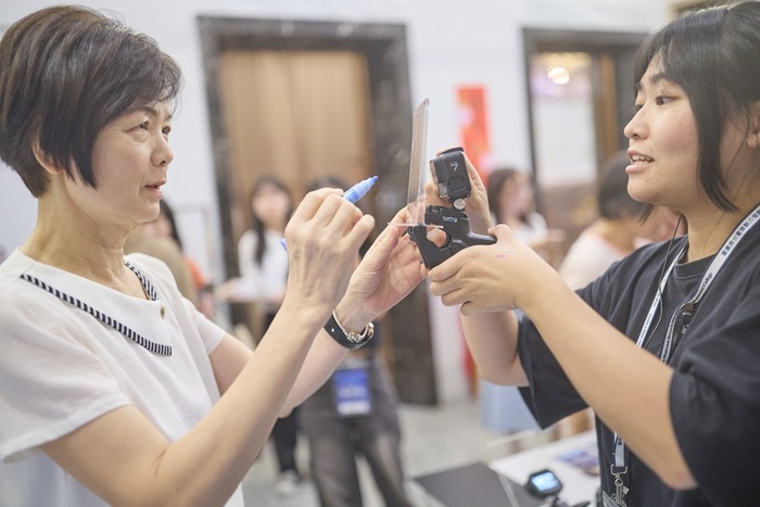 魏惠娟教授簽名