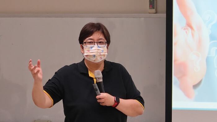 課程講師-蔣若葳執行長