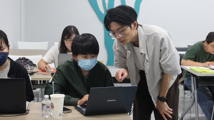 講師與學員互動