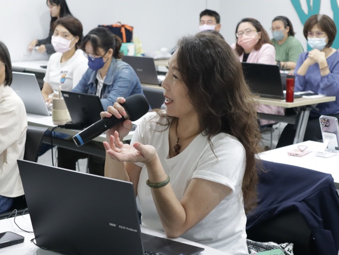 踴躍發言圖片