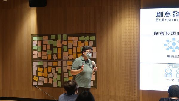 課程講師-蔣若葳執行長