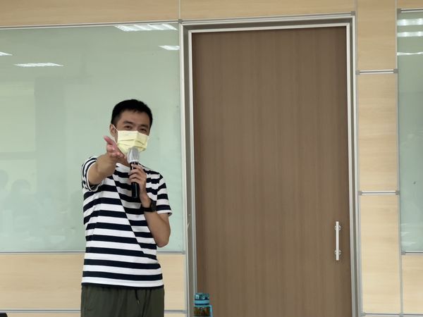 課程討論-胡展誥諮商心理師