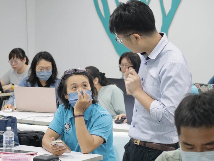 學員與講師互動