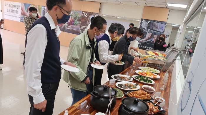 使用永續食材製作餐點
