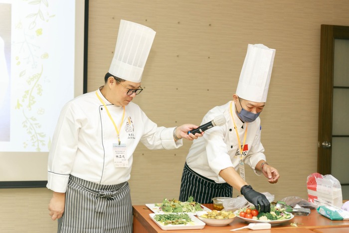 食力派講師演示